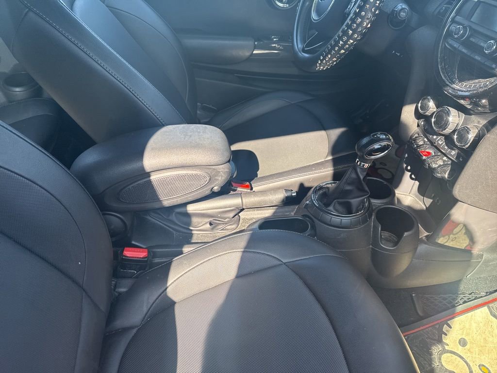 Used 2015 MINI Cooper 2-Door Hardtop image 44