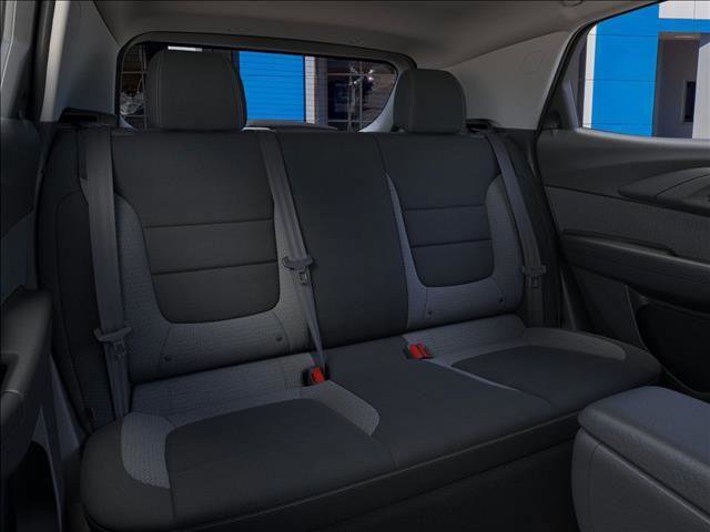 New 2026 Chevrolet TrailBlazer LT w/ LT Cold Weather Package FWD image 17