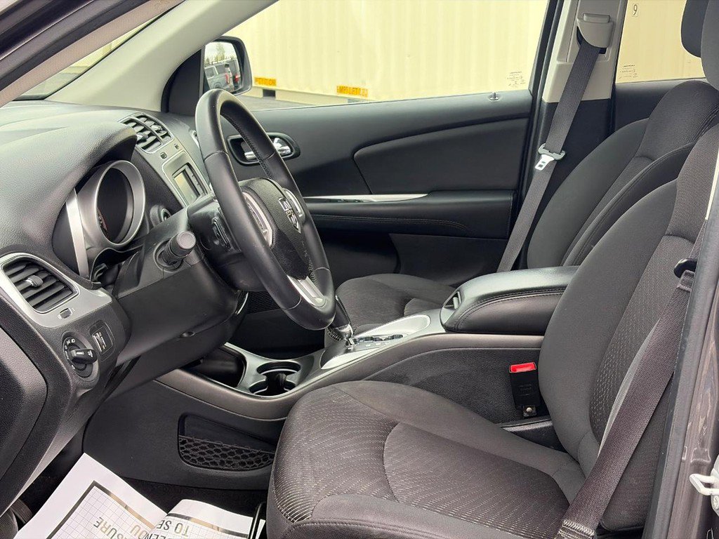 Used 2018 Dodge Journey SXT w/ Connectivity Group image 20