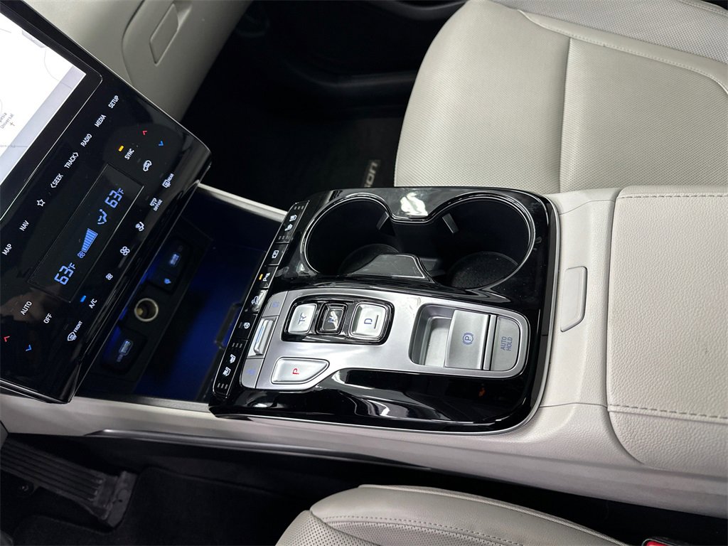 Used 2023 Hyundai Tucson Limited image 33