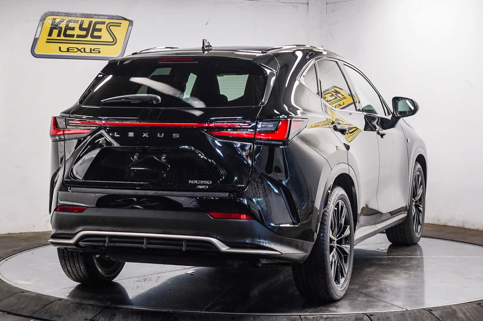 Certified 2024 Lexus NX 350 F Sport AWD/4WD image 4
