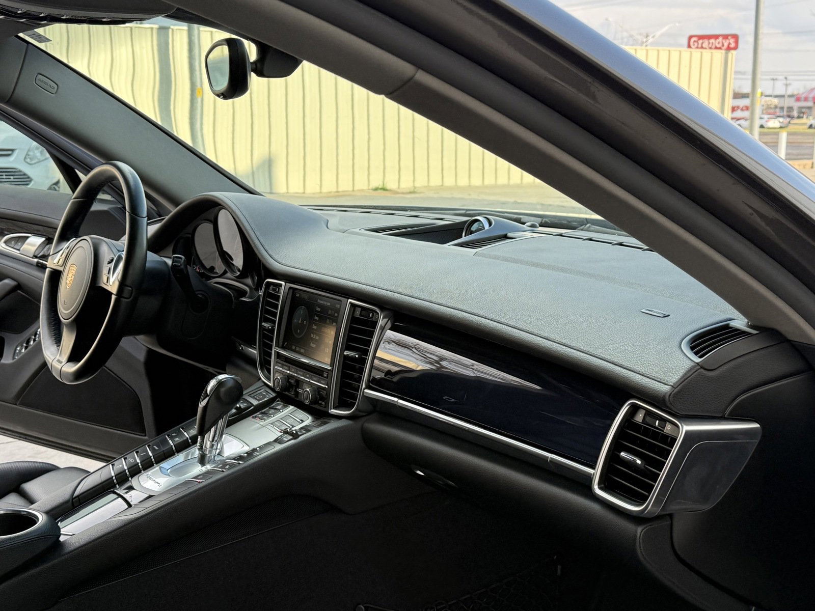 Used 2015 Porsche Panamera 4S AWD/4WD image 32