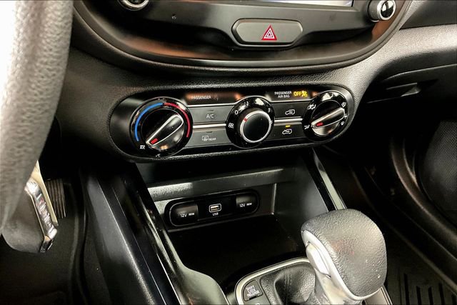 Used 2022 Kia Soul LX w/ Technology Package image 14