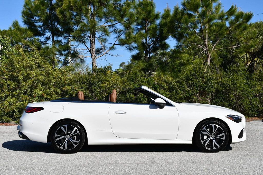 Used 2024 Mercedes-Benz CLE 300 4MATIC Cabriolet image 44