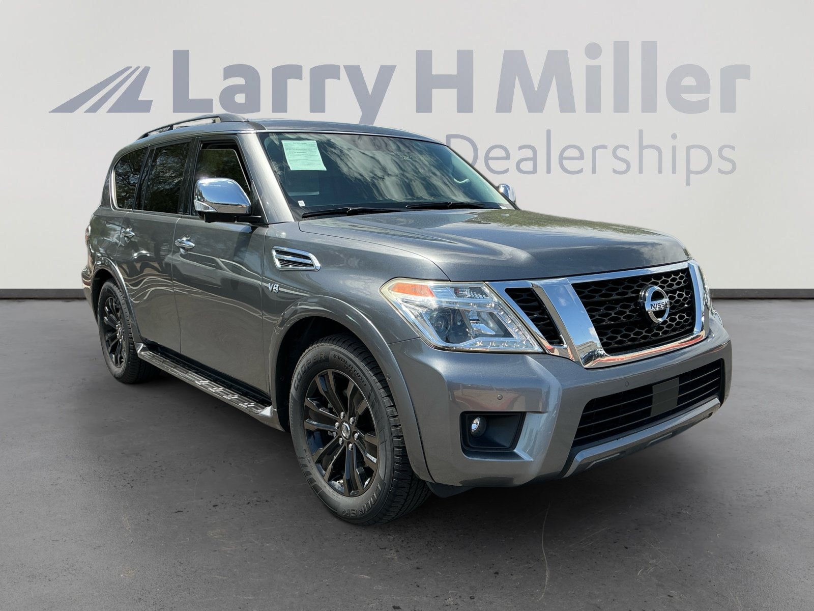 Used 2020 Nissan Armada Platinum w/ Captain's Chairs Package RWD image 7