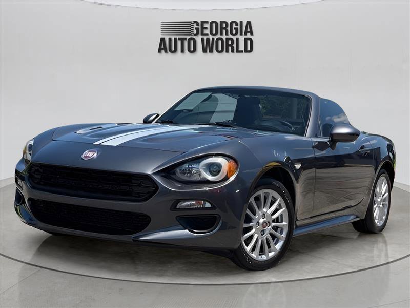 Used 2017 FIAT 124 Spider Classica RWD image 4