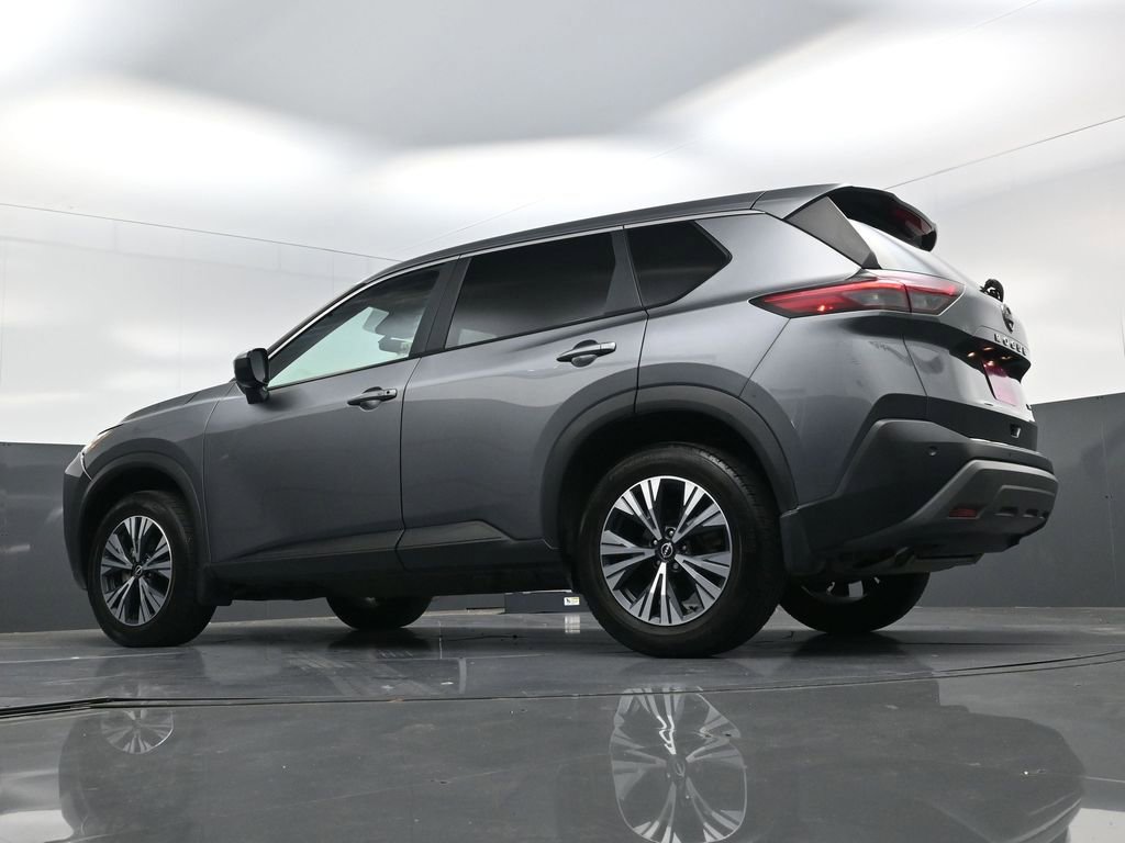 Used 2023 Nissan Rogue SV image 19