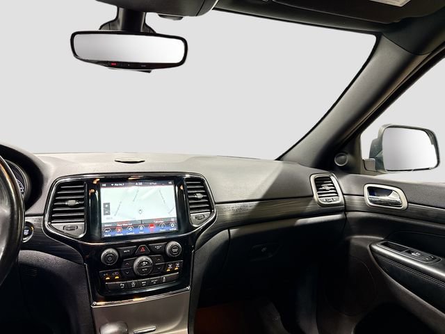 Used 2019 Jeep Grand Cherokee Altitude image 26