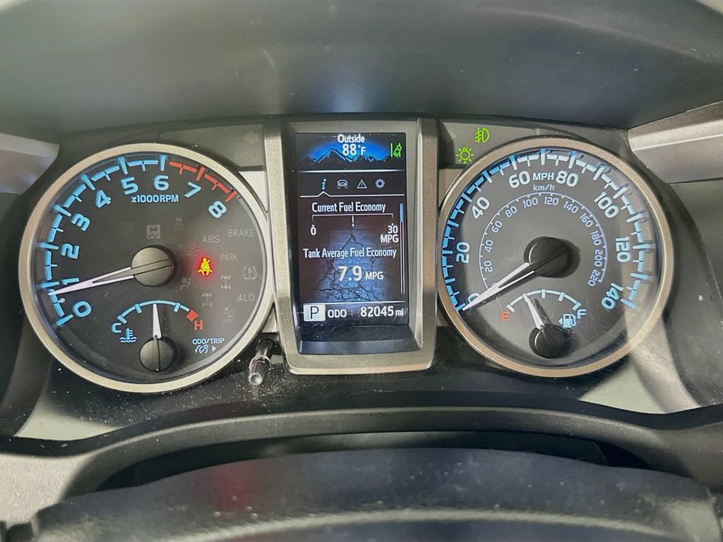 Used 2021 Toyota Tacoma SR5 RWD image 25