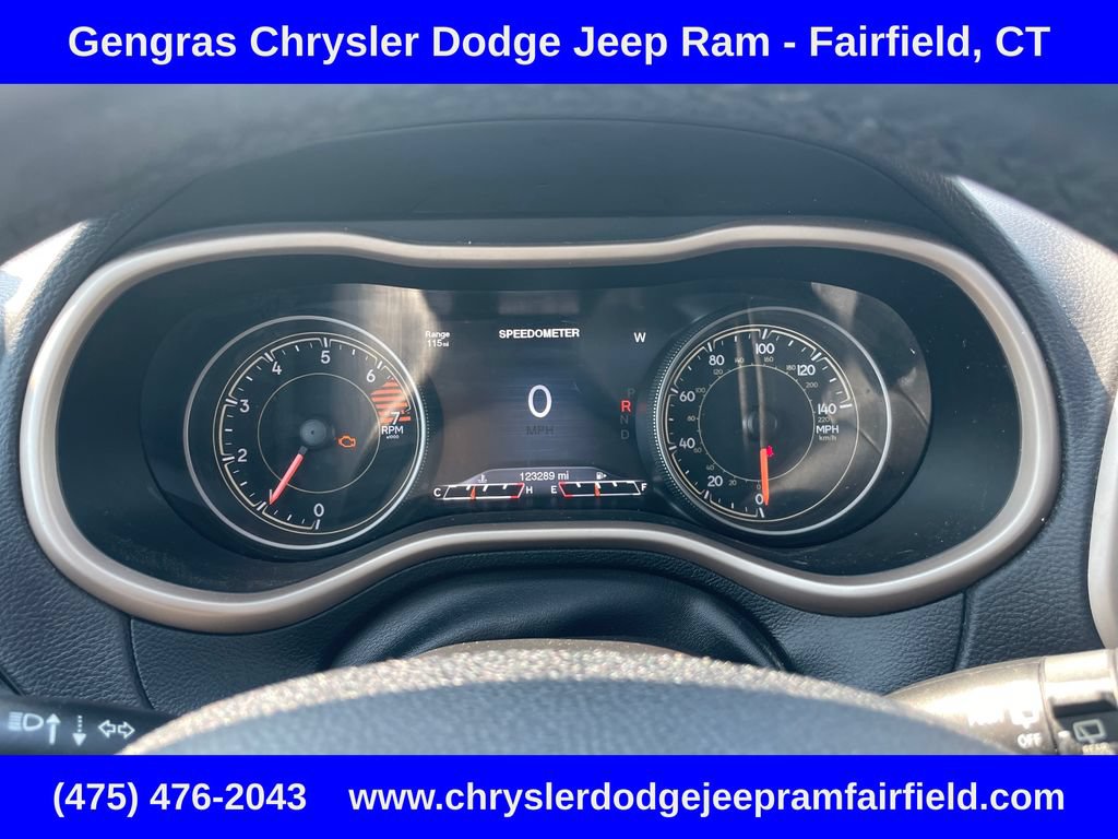 Used 2017 Jeep Cherokee High Altitude AWD/4WD image 51