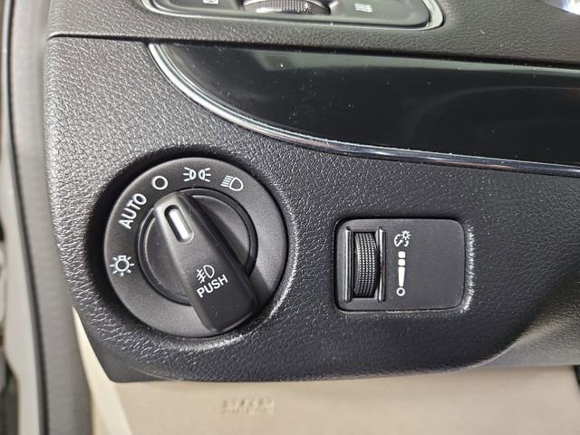 Used 2019 Dodge Grand Caravan SXT image 26