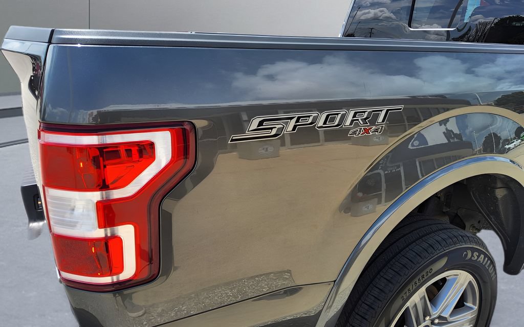 Used 2018 Ford F150 XLT w/ Equipment Group 302A Luxury AWD/4WD image 43