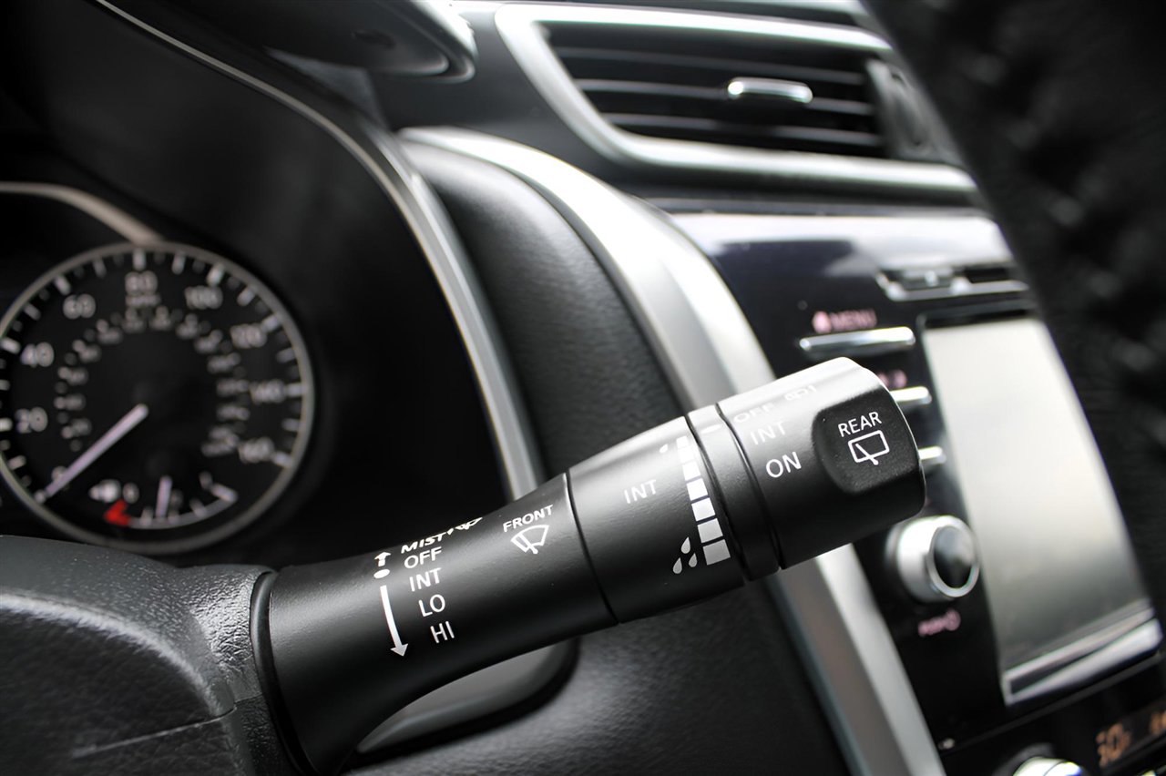 Used 2023 Nissan Murano SL w/ SL Moonroof Package image 22