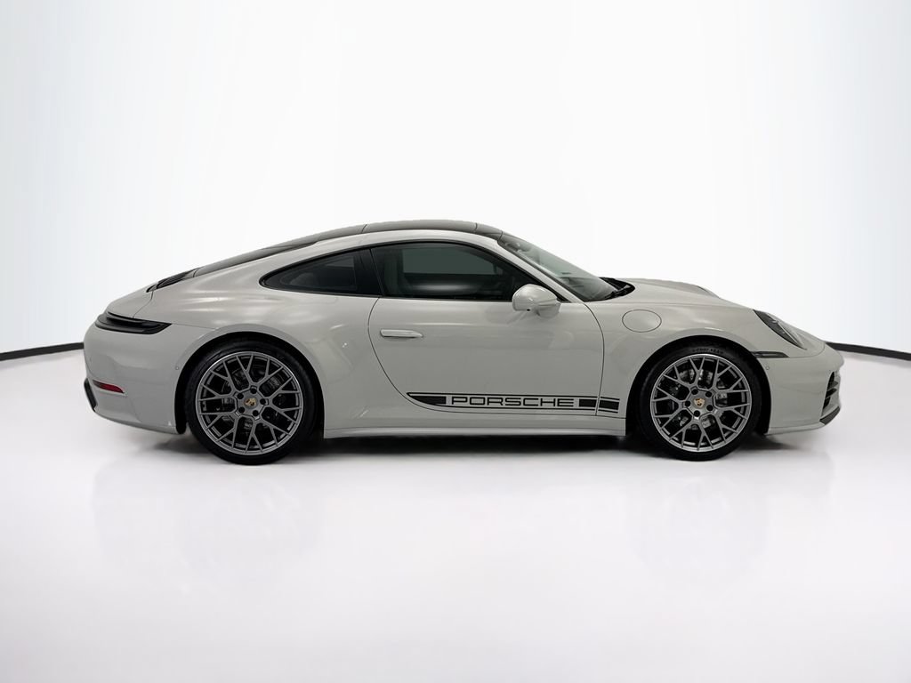 Certified 2026 Porsche 911 Carrera RWD image 8