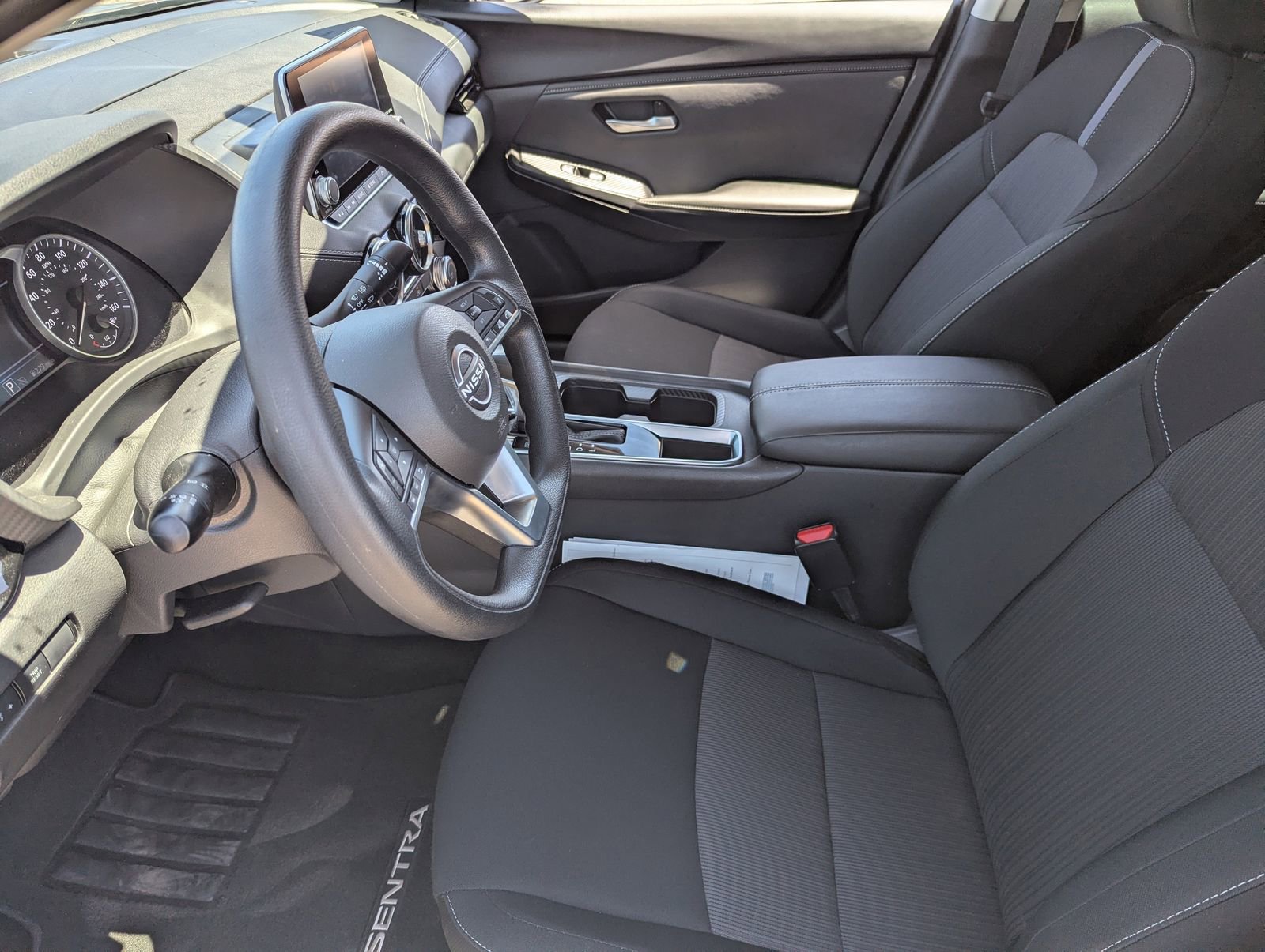 Used 2025 Nissan Sentra SV FWD image 19