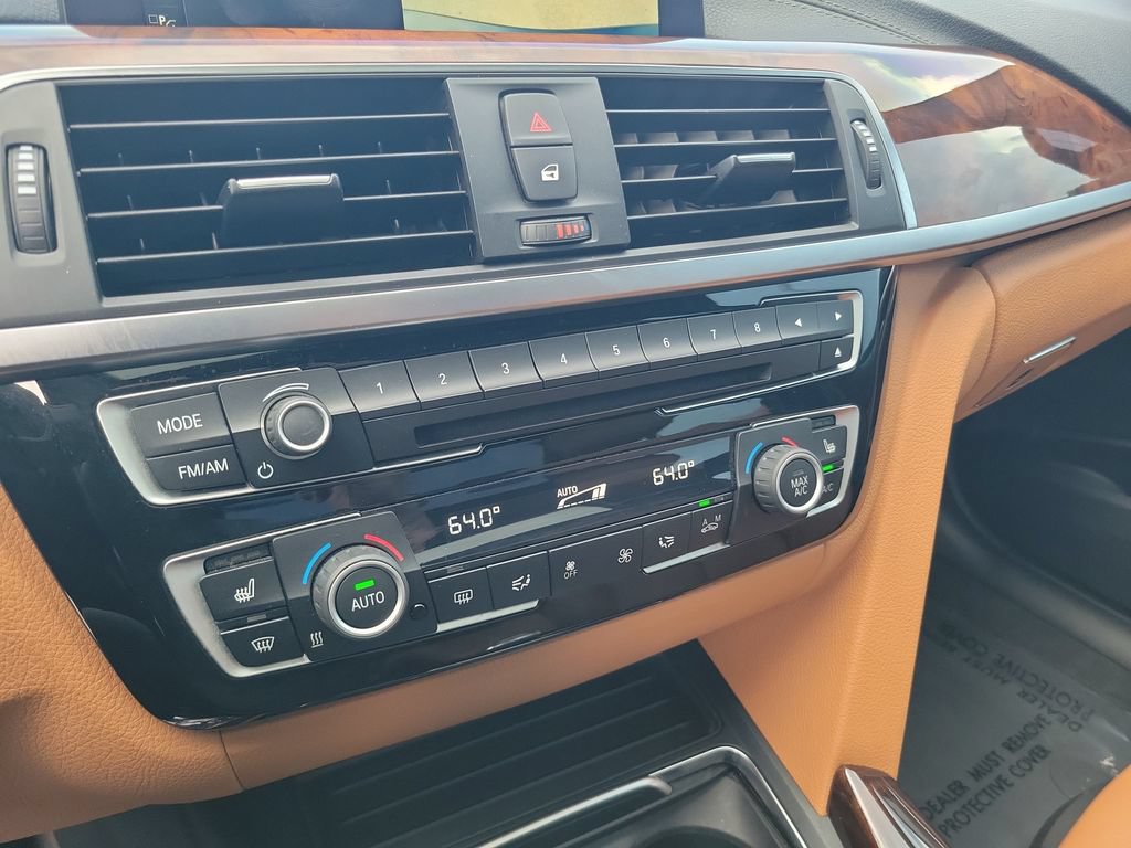 Used 2018 BMW 340i xDrive Sedan AWD/4WD image 28