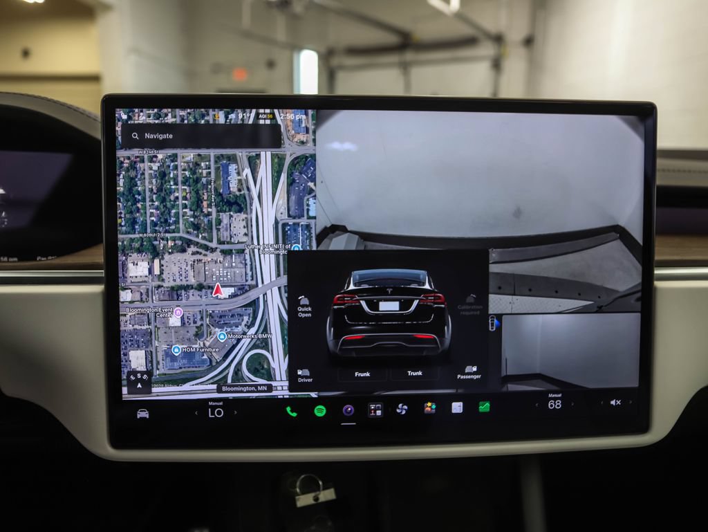 Used 2023 Tesla Model X AWD/4WD image 14