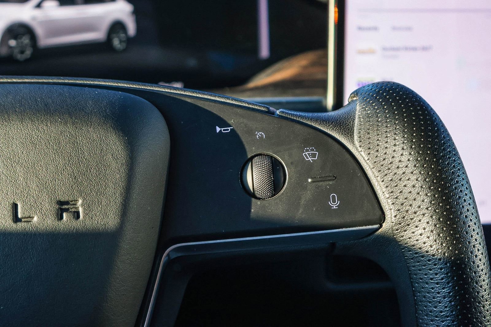 Used 2023 Tesla Model X image 35