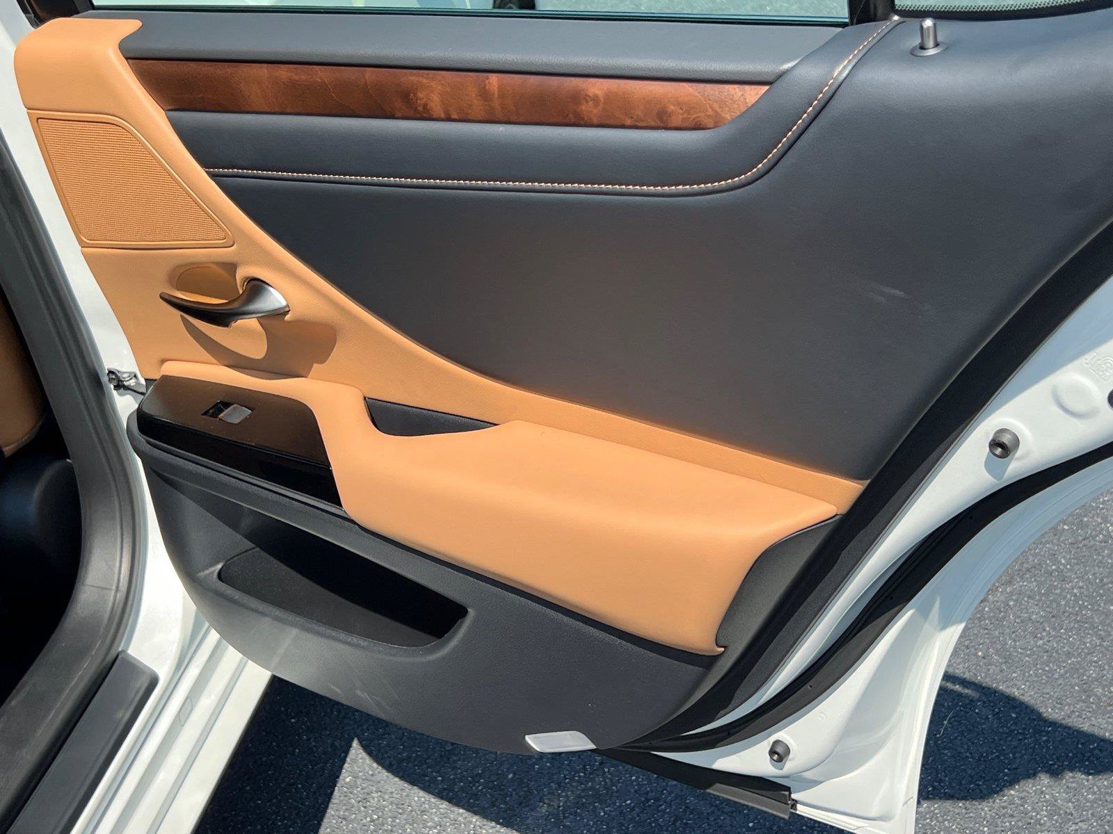 Certified 2025 Lexus ES 350 w/ Premium Package FWD image 16
