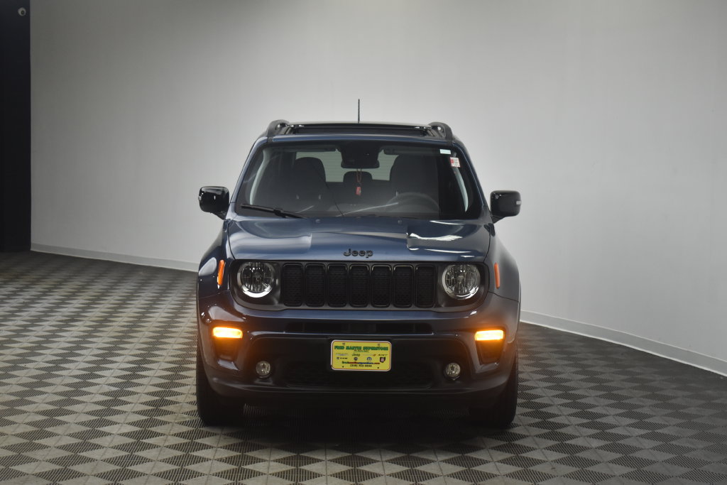 Used 2023 Jeep Renegade Altitude w/ Sun/Sound Group AWD/4WD image 19
