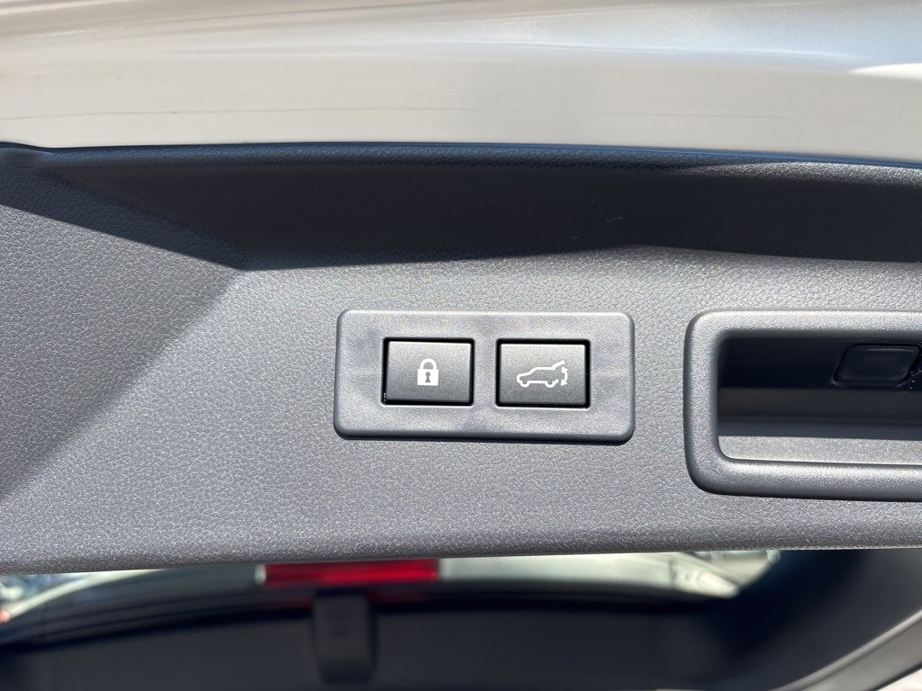 New 2025 Subaru Forester Touring image 28