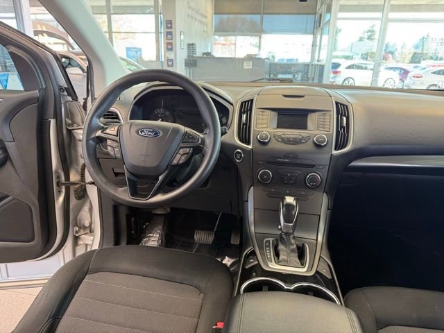 Used 2017 Ford Edge SE image 26