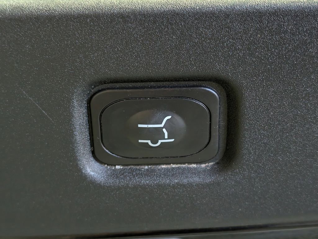 Certified 2025 Ford Expedition Platinum image 8