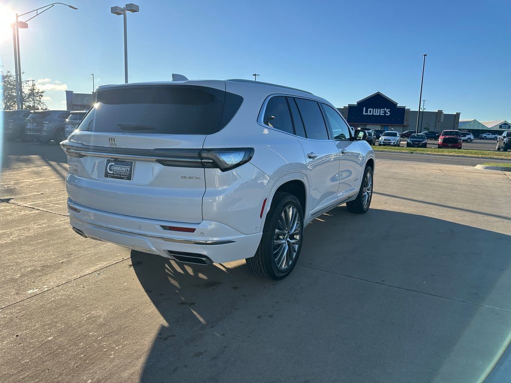 New 2026 Buick Enclave Avenir image 8