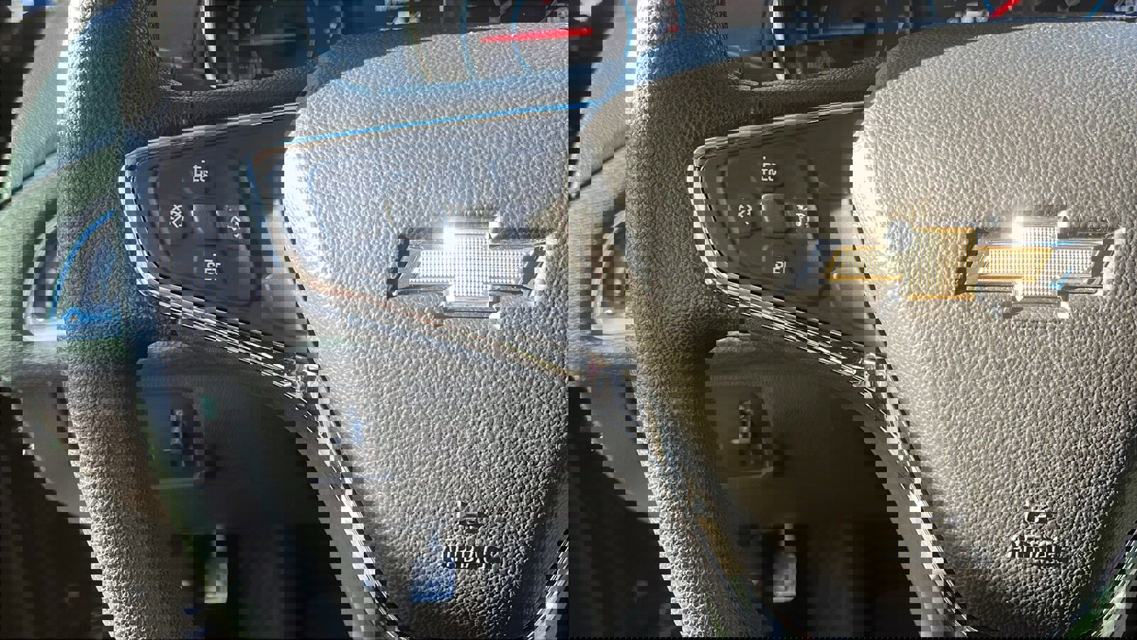 Used 2017 Chevrolet Cruze LT image 14