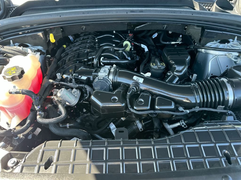 Used 2023 Jeep Grand Cherokee L Laredo image 31