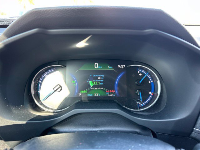 Used 2025 Toyota RAV4 LE AWD/4WD image 14