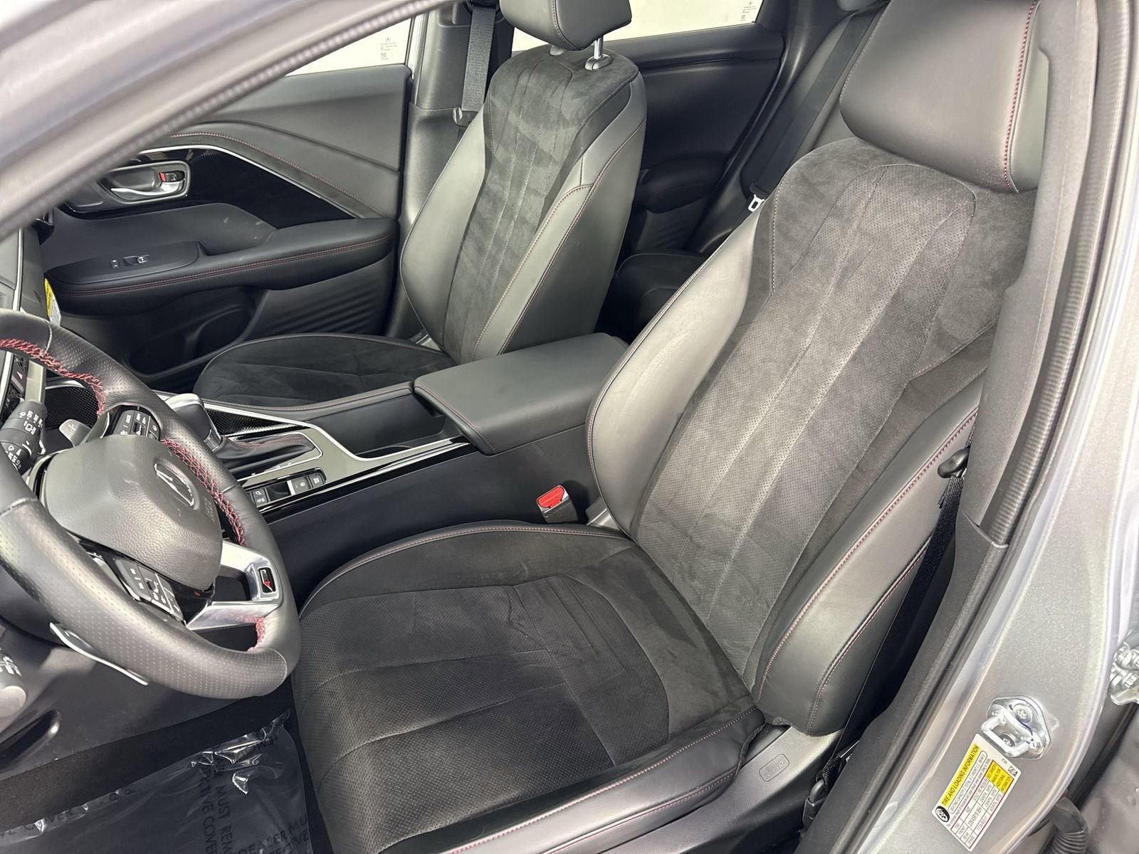 Certified 2025 Acura ADX A-Spec image 19