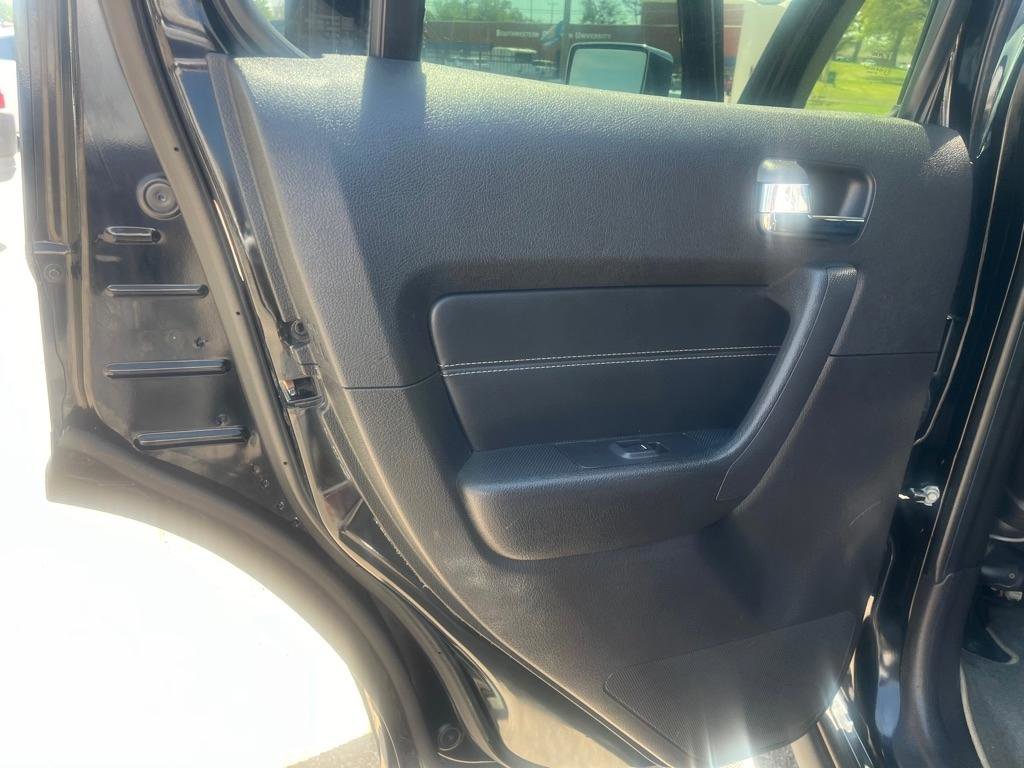 Used 2008 HUMMER H3 Luxury AWD/4WD image 23