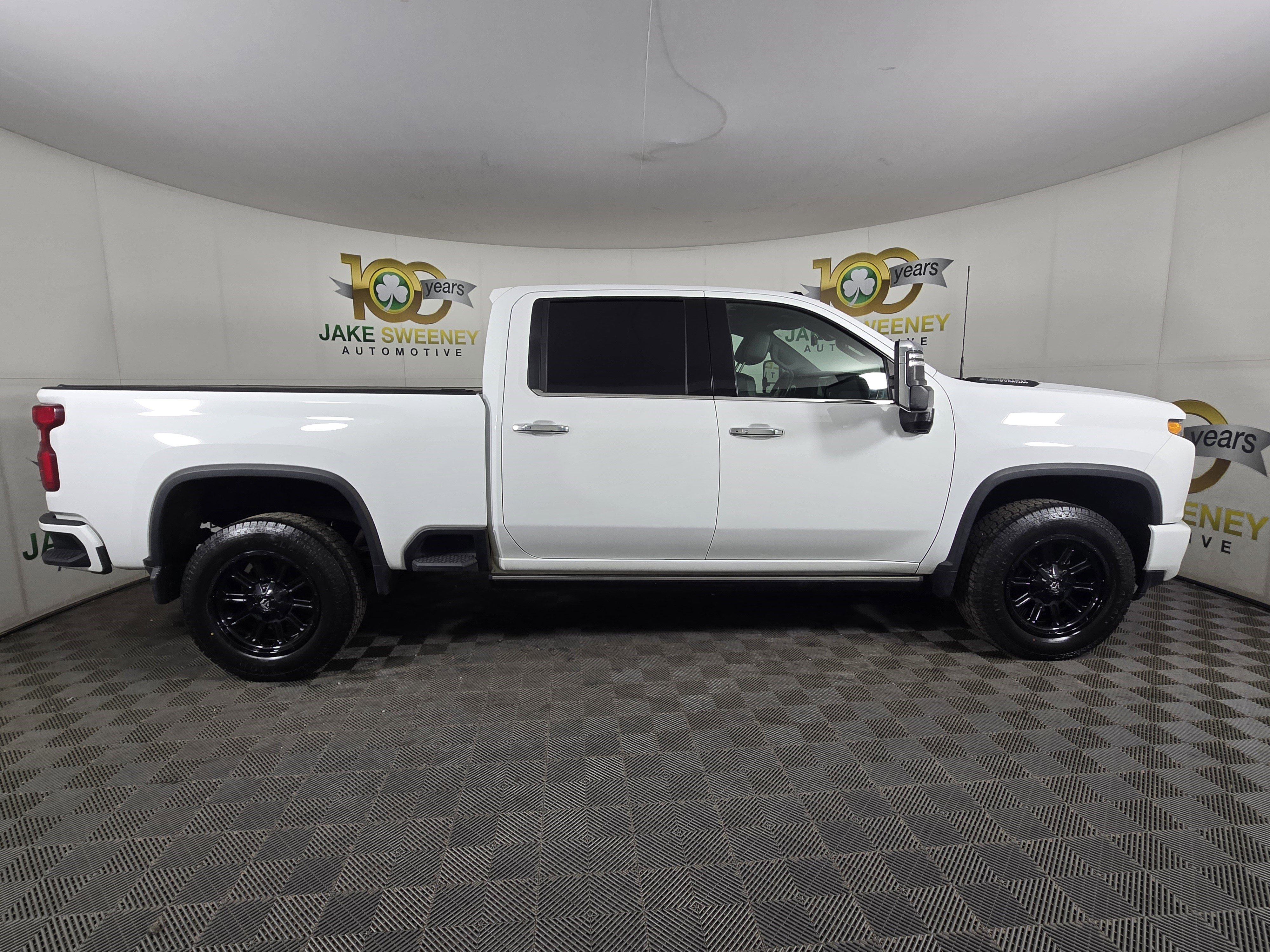 Used 2021 Chevrolet Silverado 3500 High Country w/ Z71 Off-Road Package image 10