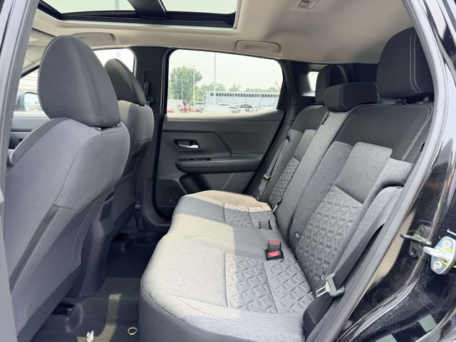 New 2026 Nissan Kicks SV w/ SV Premium Package AWD/4WD image 13