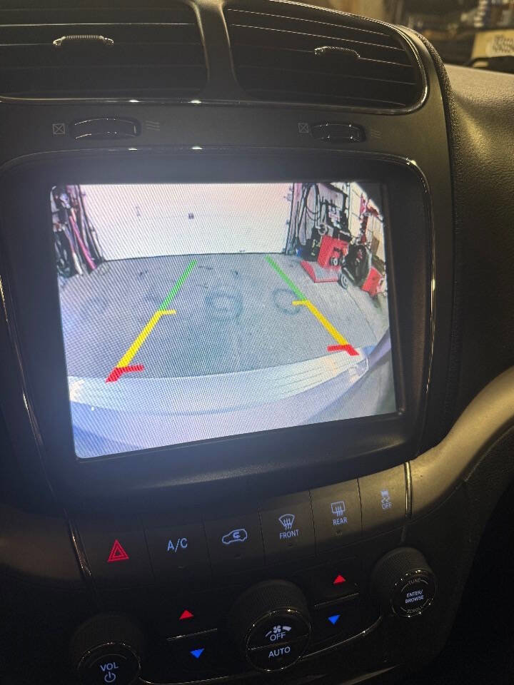 Used 2019 Dodge Journey Crossroad image 19