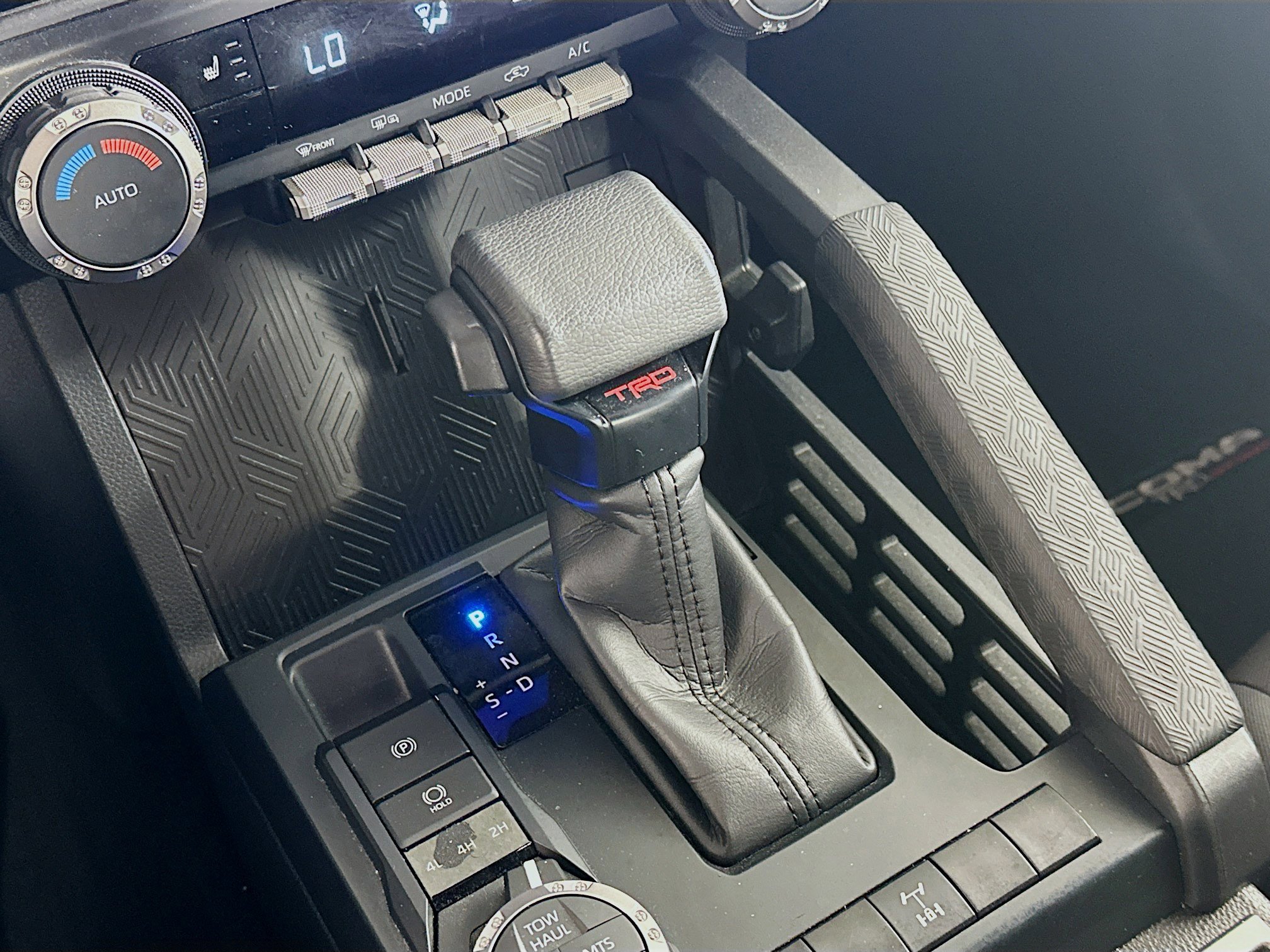 Used 2025 Toyota Tacoma TRD Off-Road image 25