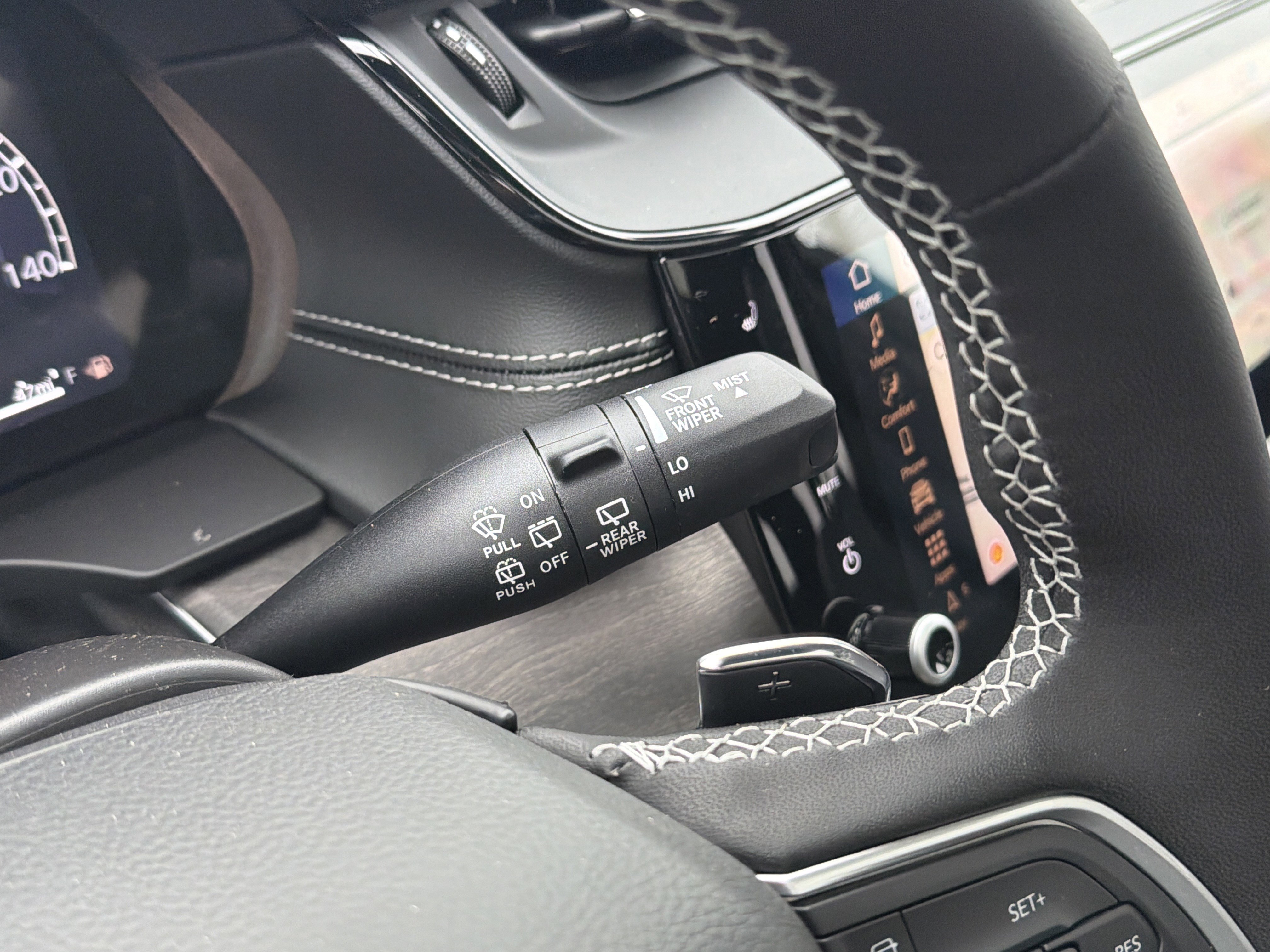 New 2026 Jeep Grand Cherokee Limited Reserve image 21