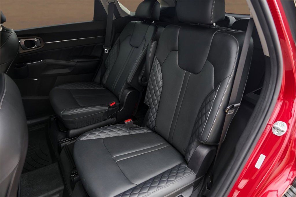 Used 2022 Kia Sorento SX Prestige image 25