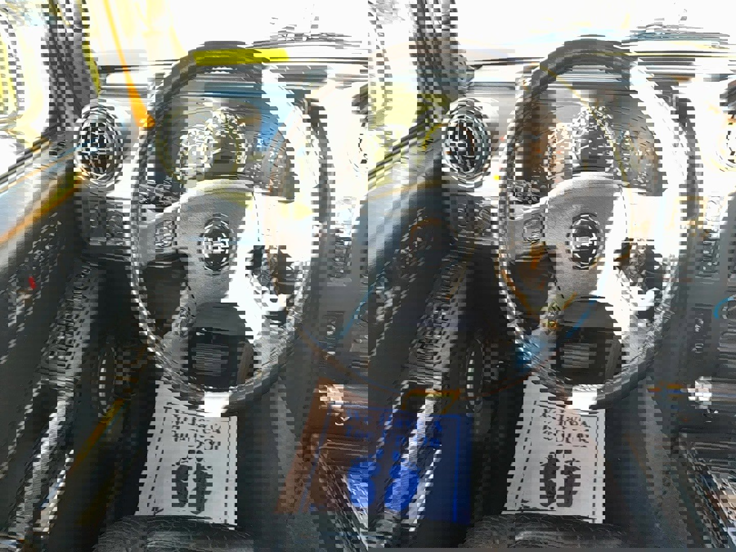 Used 2005 HUMMER H2 SUT w/ Preferred Equipment Group image 17