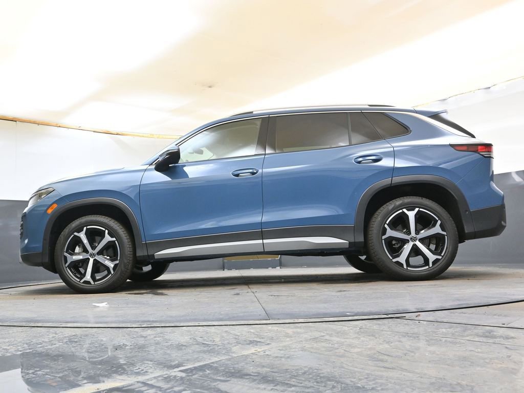 New 2026 Volkswagen Tiguan SE image 38