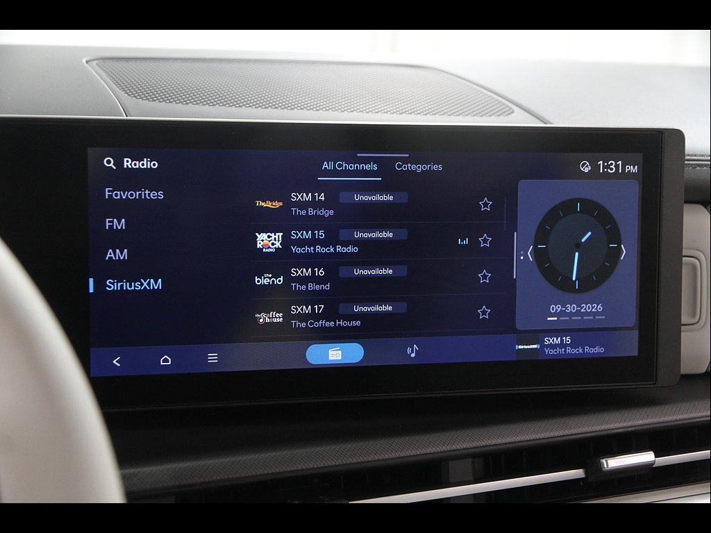 Certified 2025 Hyundai Santa Fe SEL AWD/4WD image 11