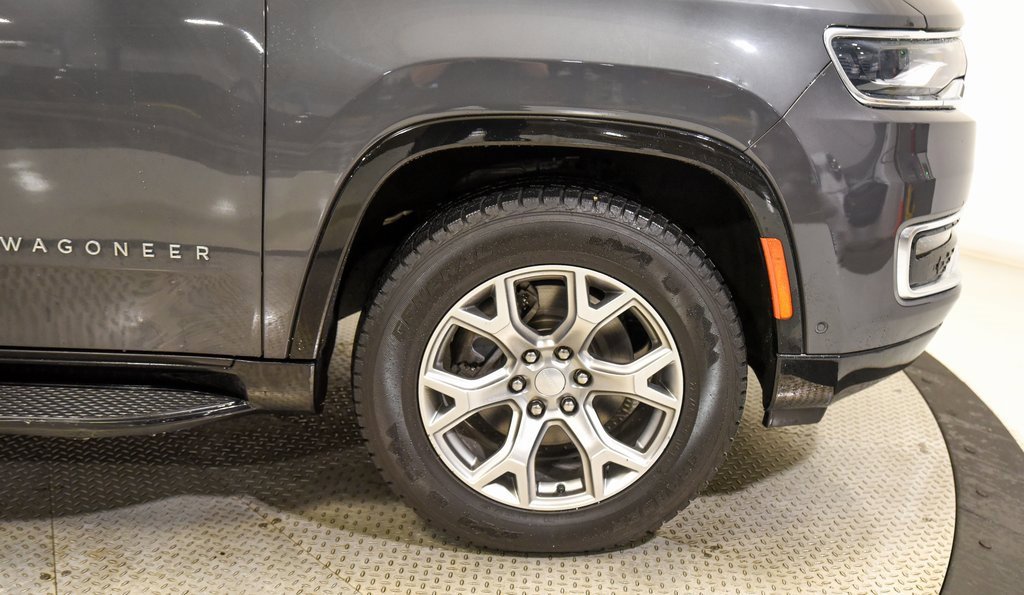 Used 2022 Jeep Wagoneer Series II w/ Rear Seat Video Group 1 image 13