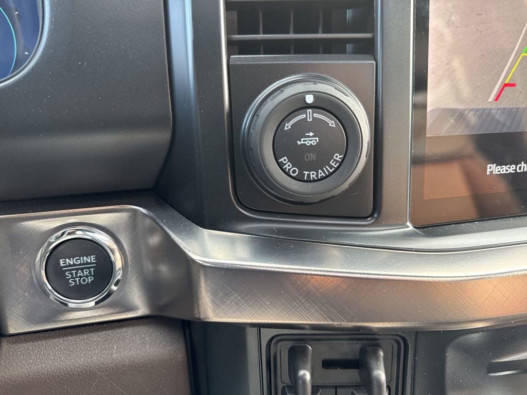 Used 2024 Ford F450 King Ranch w/ Chrome Package image 23