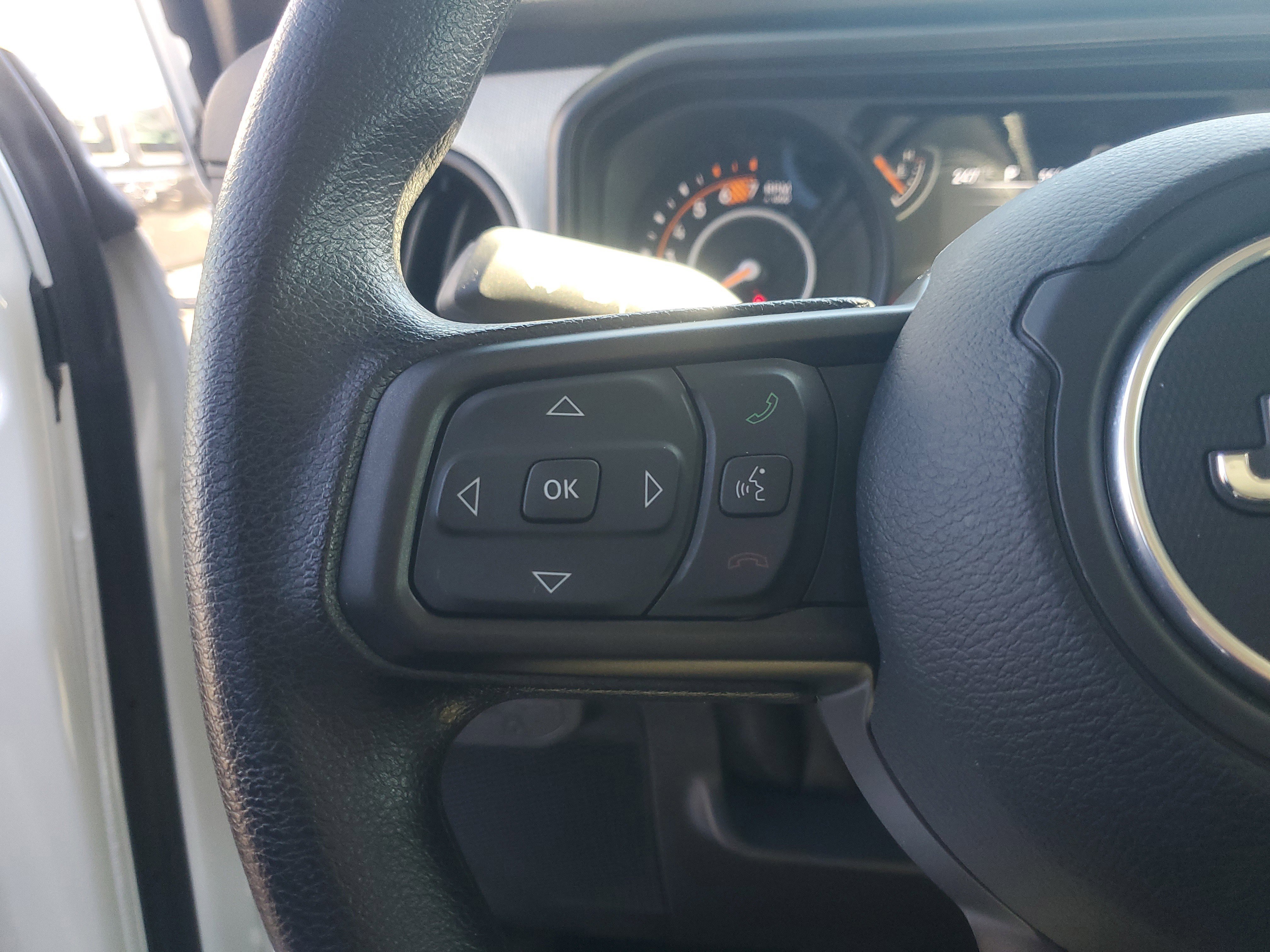 Used 2025 Jeep Wrangler Sport image 13