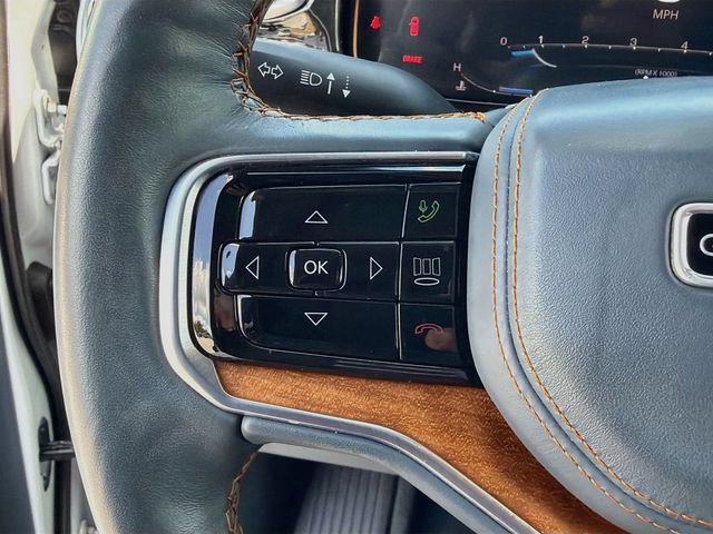 Used 2022 Jeep Grand Wagoneer Series II w/ Convenience Group III AWD/4WD image 39