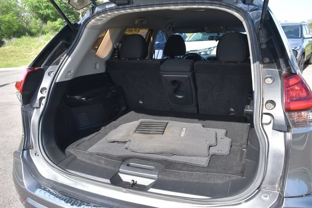 Used 2018 Nissan Rogue S FWD image 15