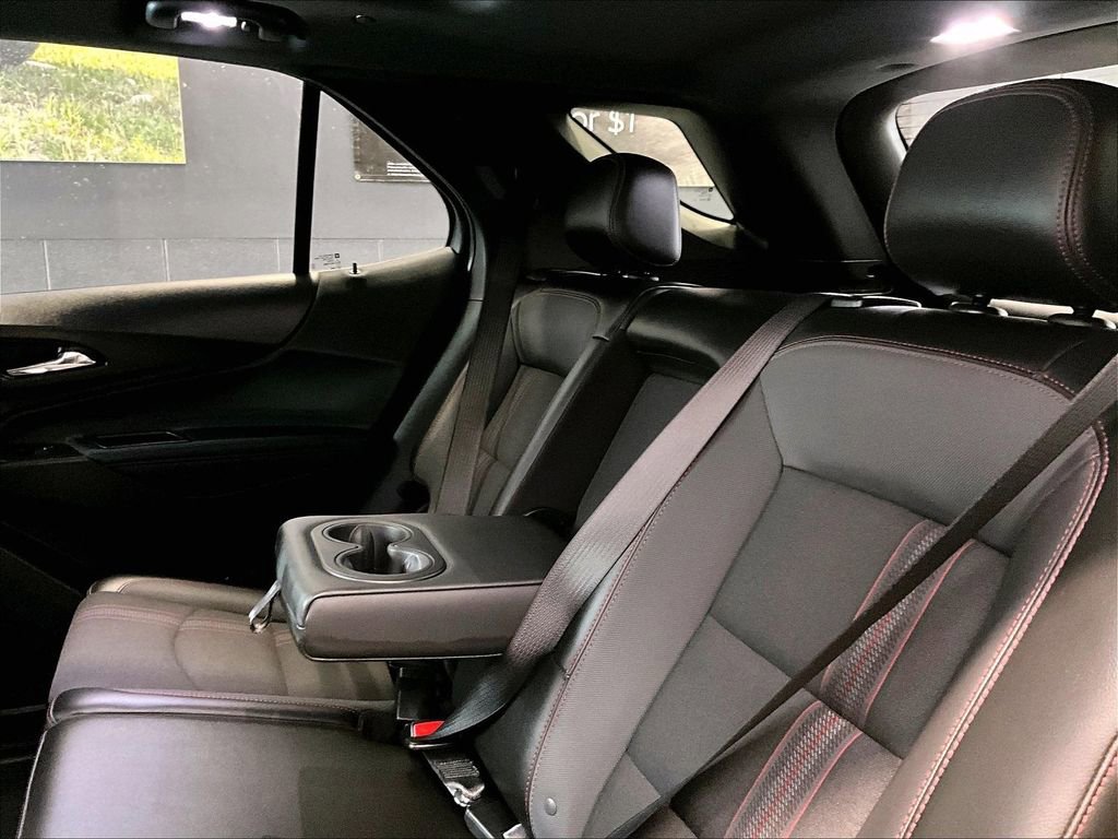 Used 2022 Chevrolet Equinox RS image 24