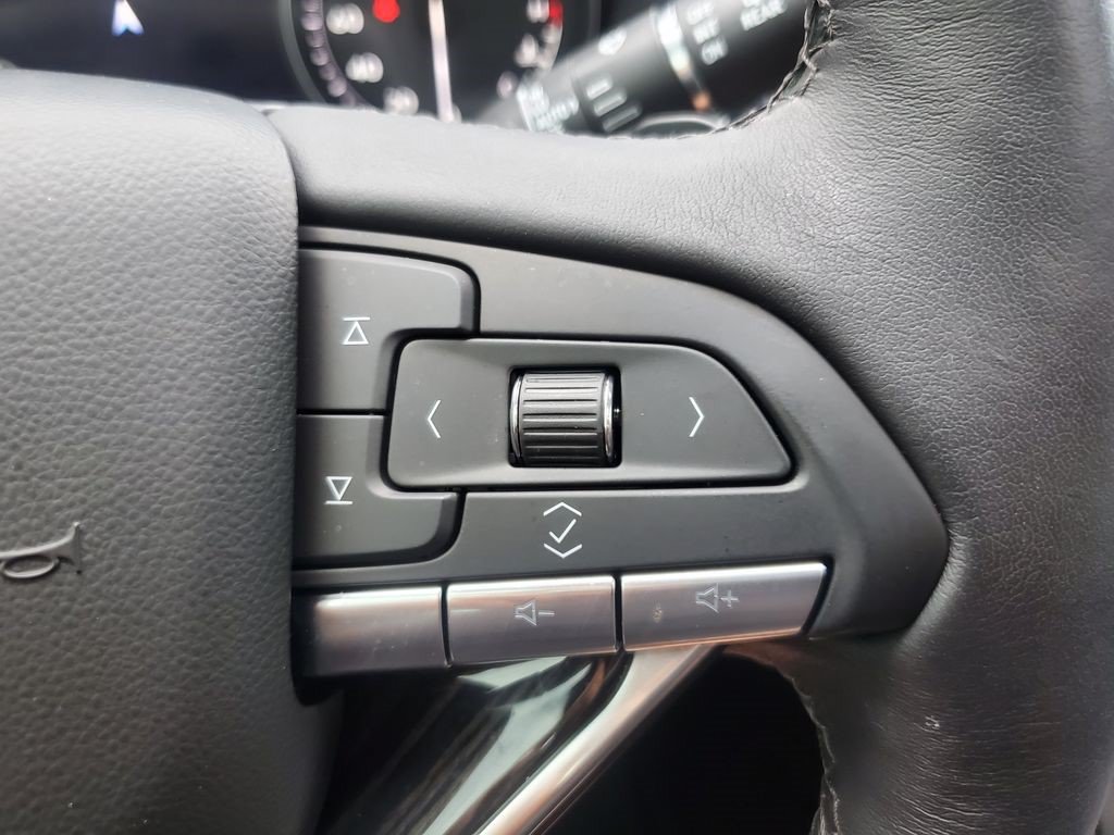 Certified 2023 Cadillac XT6 Premium Luxury w/ Technology Package AWD/4WD image 28