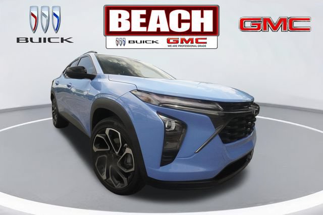 Used 2024 Chevrolet Trax RS w/ Sunroof Package FWD image 1